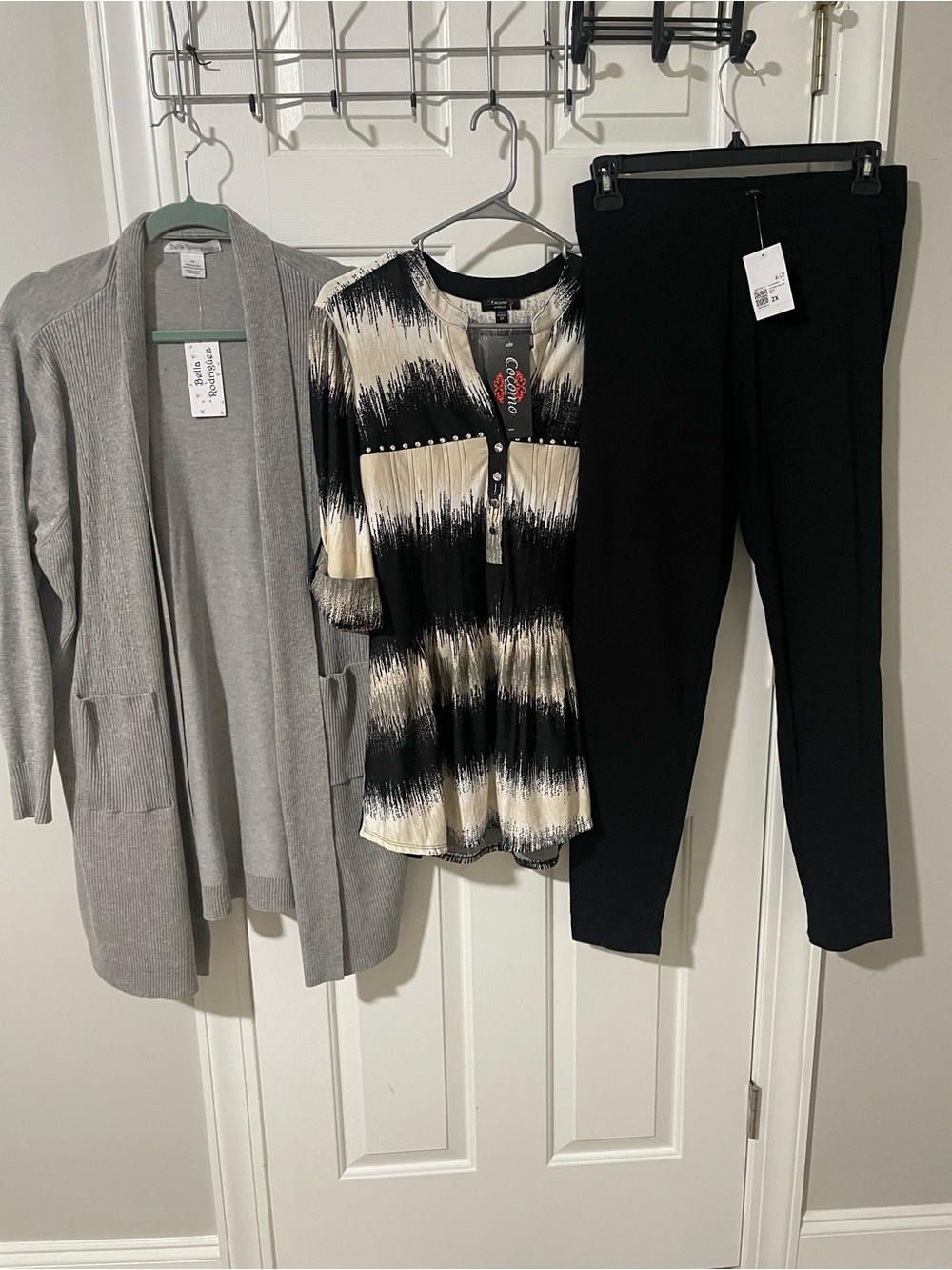 Cocomo nwt 2x Top 2x leggings Bella Rodriguez nwt 2x sweater duster cardigan